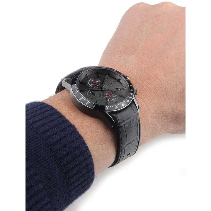 ساعة يد بوس Boss جلد طبيعي أوريجينال باللون الأسود 