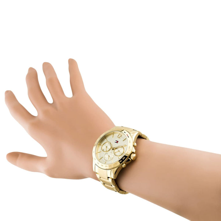 ساعة يد تومي هيلفيجر حريمي أوريجينال باللون الذهبي